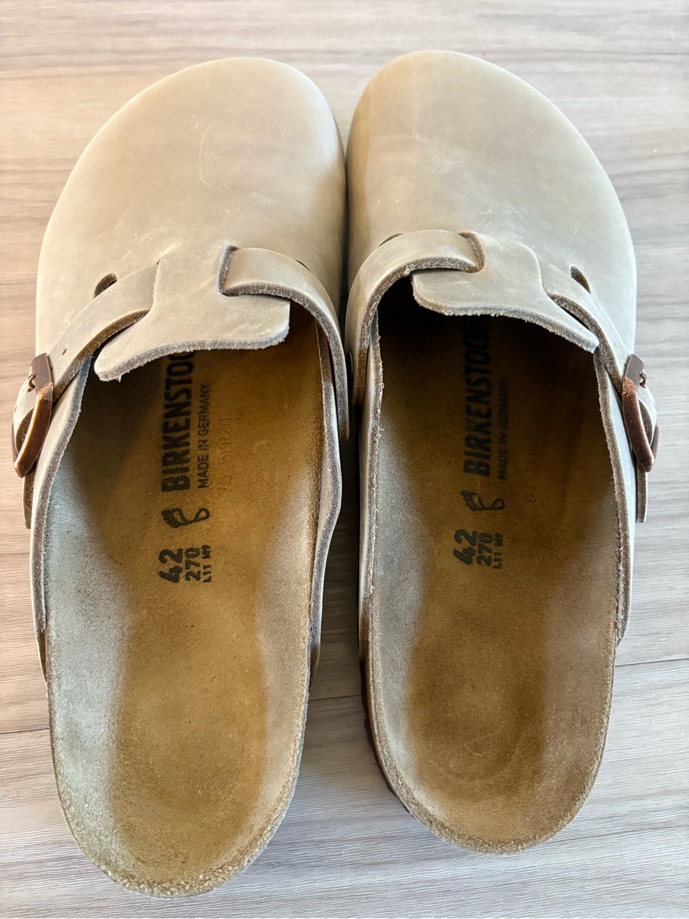 Birkenstock oiled leather Boston Clog - Taupe - Picture 5 of 7